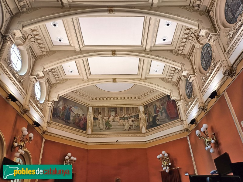 Barcelona - Palau de Justícia. Antiga Sala Primera. Pintures d'Enrique Simonet (Foto: Anna Corcoll, 2025) Barcelona - Palau de Justícia. Antiga Sala Primera. Pintures d'Enrique Simonet