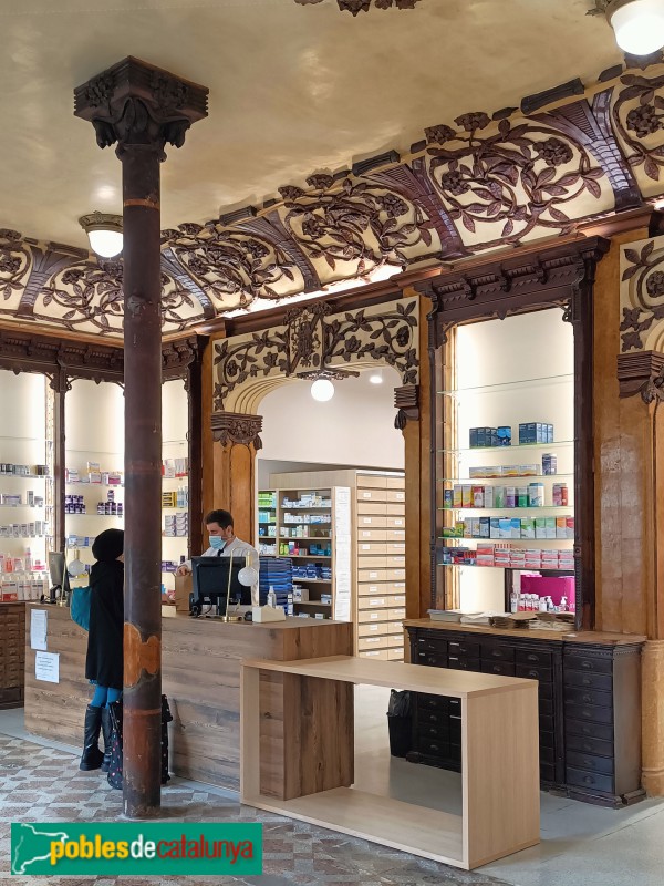 Barcelona - Farmàcia del Carme (Foto: Anna Corcoll, 2023) Barcelona - Farmàcia del Carme