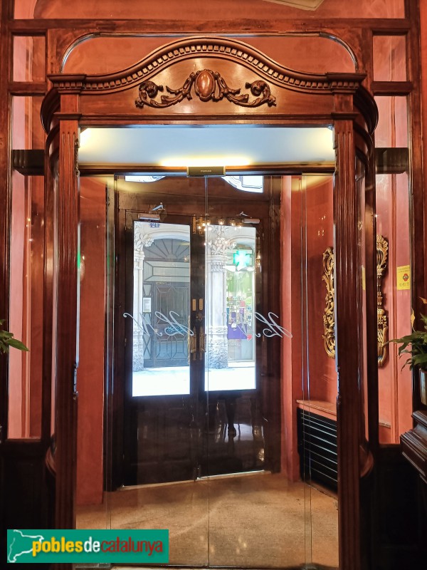 Barcelona - Casa Miralbell (Hotel Nouvel) (Foto: Anna Corcoll, 2024) Barcelona - Casa Miralbell (Hotel Nouvel)