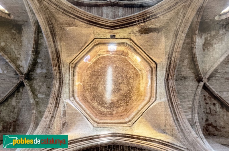 Almenar - Església de Santa Maria. Interior (Foto: <i>J. Clariana, cartell in situ</i>) Almenar - Església de Santa Maria. Interior