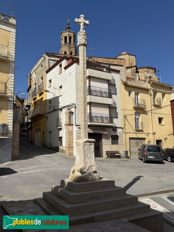 Almenar - Creu de terme. Reproducció (Foto: Albert Esteves, 2026) Almenar - Creu de terme. Reproducció