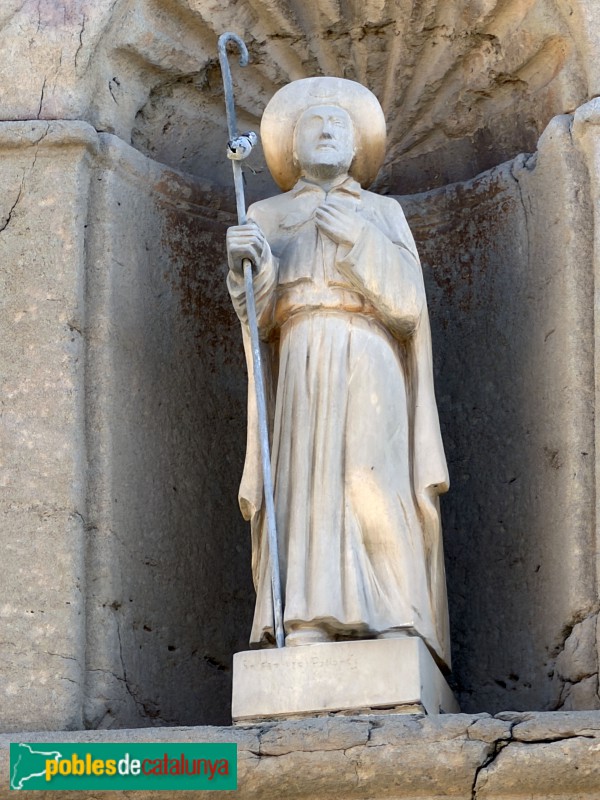 Corbins - Església de Sant Jaume, Escultura de Víctor Pallarès (Foto: Albert Esteves, 2026) Corbins - Església de Sant Jaume, Escultura de Víctor Pallarès