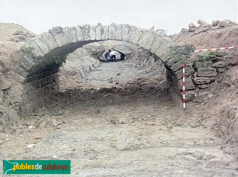 Alcoletge - Pont de la Séquia de Fontanet al lloc original (Foto: Dani Rubio -cartell in situ-) Alcoletge - Pont de la Séquia de Fontanet al lloc original