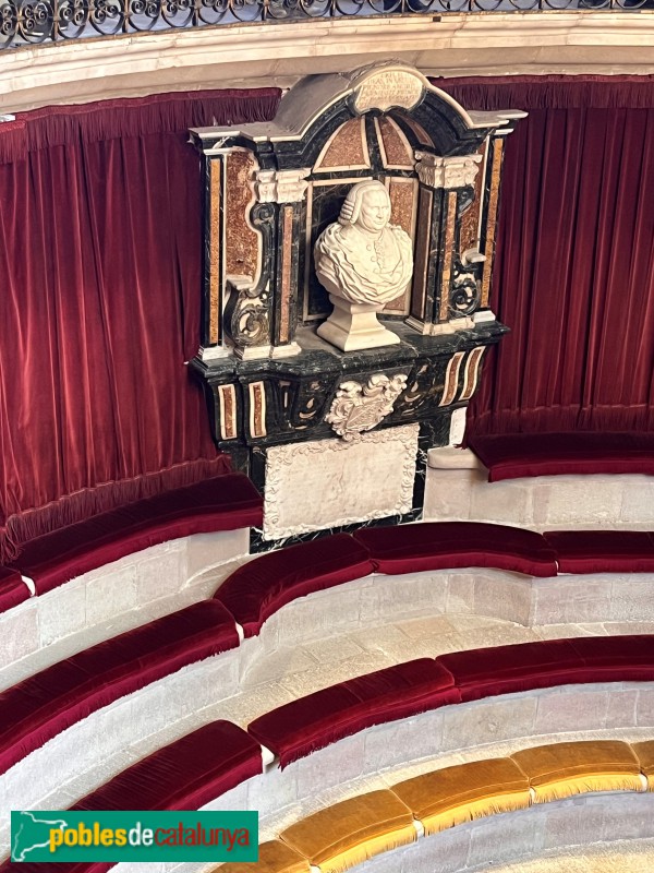 Barcelona - Col·legi de Cirurgia. Bust de Pere Virgili a la sala de dissecció (Foto: Josep Liz, 2026) Barcelona - Col·legi de Cirurgia. Bust de Pere Virgili a la sala de dissecció