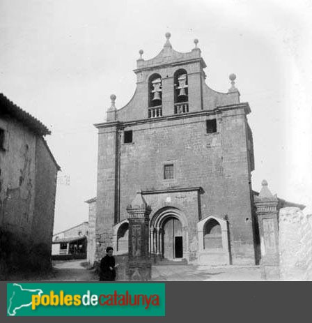 Folgueroles - Església de Santa Maria (Foto: <i>Joaquim Bordons - Arxiu Fotogràfic Centre Excursionista de Catalunya -</i>, 1909-13) Folgueroles - Església de Santa Maria