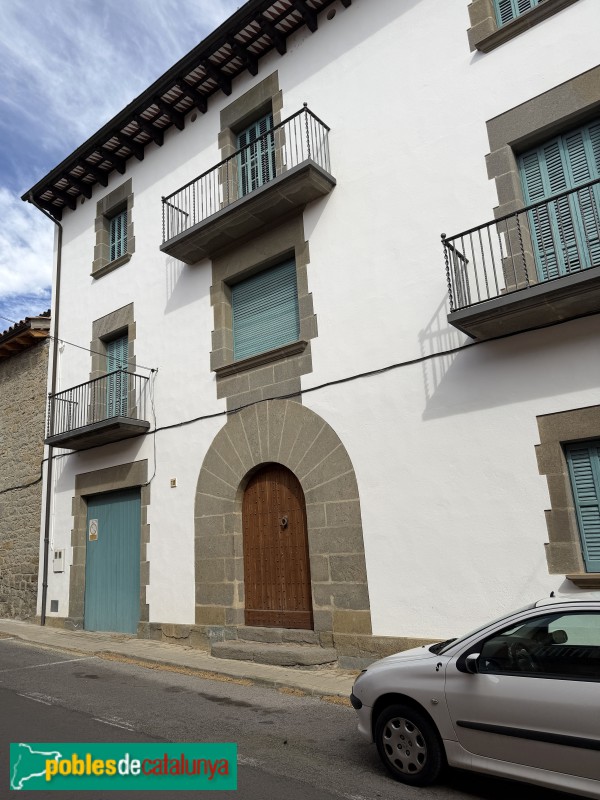 L'Esquirol - Carrer Major, 111