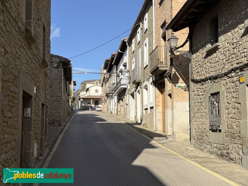 L'Esquirol - Cantonigròs. Carrer Major