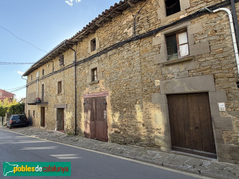 L'Esquirol - Cantonigròs. Carrer Major