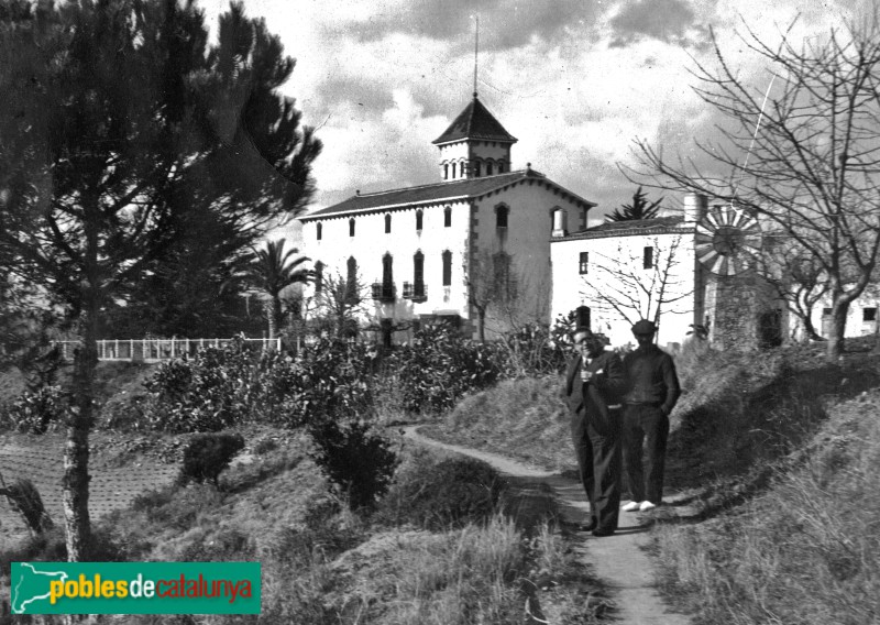 Vilanova del Vallès - Can Bosc Nou, l'any 1956 Tomas Prat Marsal i el masover Miquel (fotografia aportada per Tino Prat)