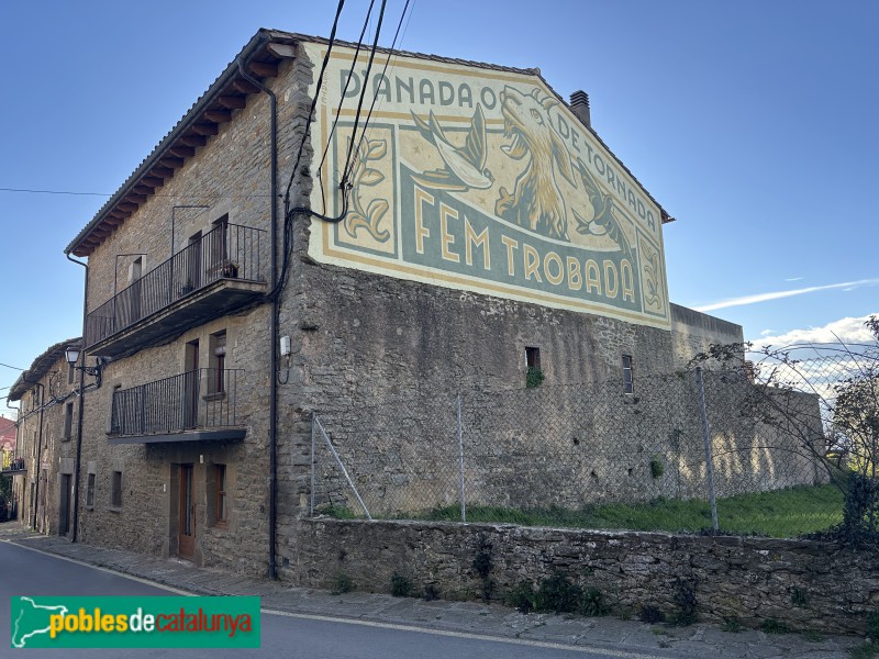 L'Esquirol - Mural <i> D'anada o de tornada, fem trobada</i>