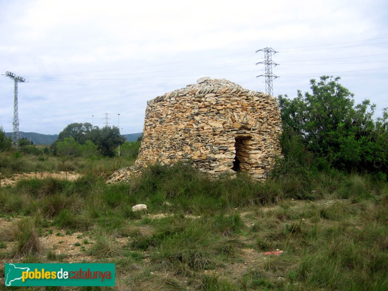 Santa Oliva - Barraca de pedra seca (Foto: Albert Esteves, 2006) Santa Oliva - Barraca de pedra seca