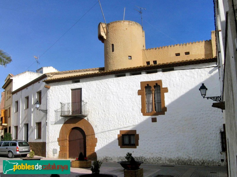 Bellvei - Cal Roig (Foto: Albert Esteves, 2006) Bellvei - Cal Roig
