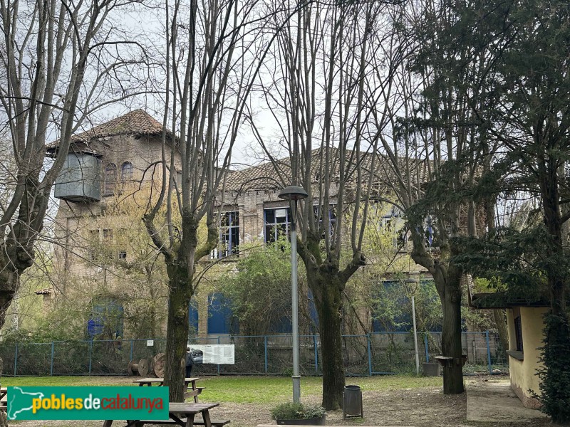 Roda de Ter - Fàbrica <i>la Blava</i>