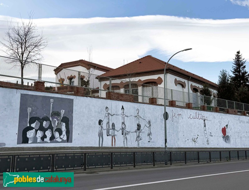 Roda de Ter - Mural de l'Escola
