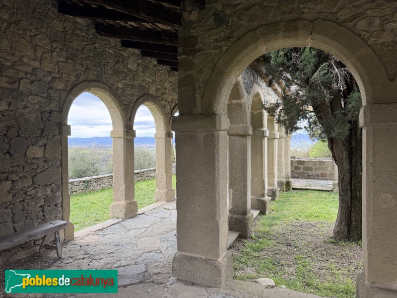 Les Masies de Roda - Monestir de Santa Magdalena de Conangle. Claustre