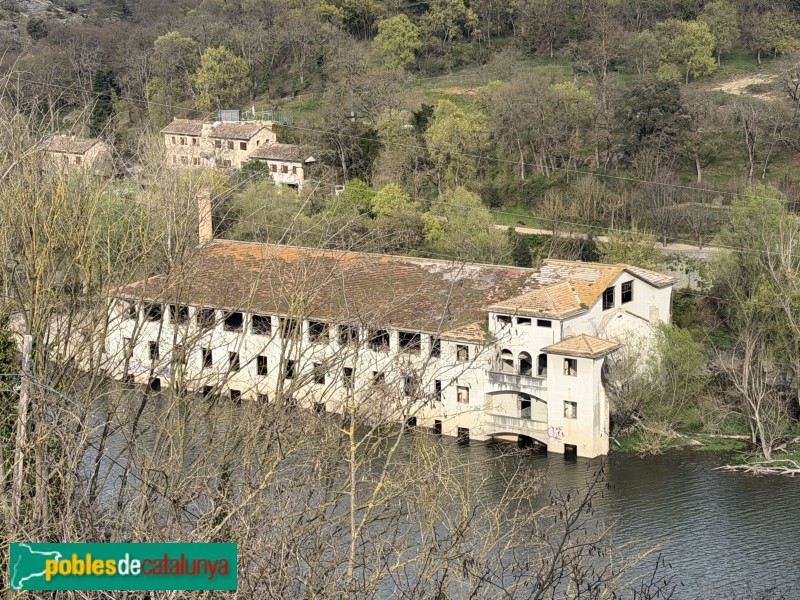 Les Masies de Roda - Colònia Salou-Baurier. Fàbrica