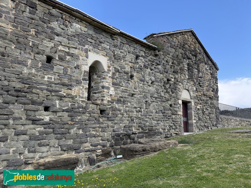 Les Masies de Roda - Monestir de Sant Pere de Casserres