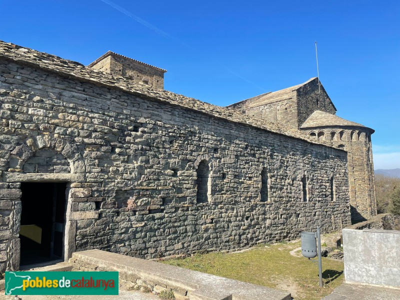 Les Masies de Roda - Monestir de Sant Pere de Casserres