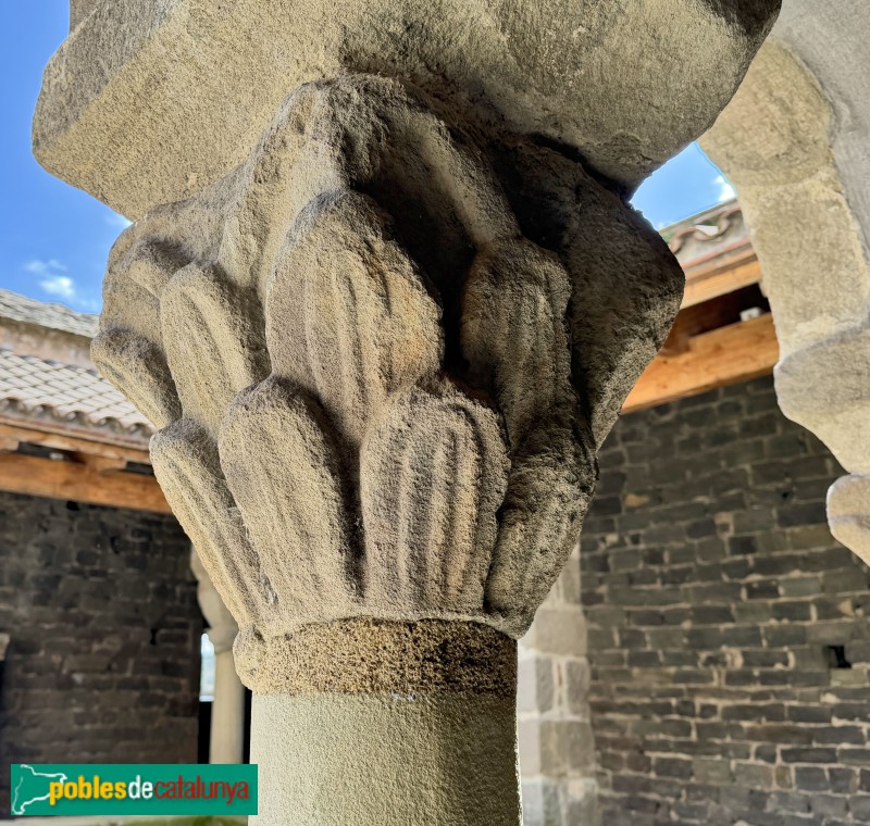 Les Masies de Roda - Monestir de Sant Pere de Casserres. Capitell