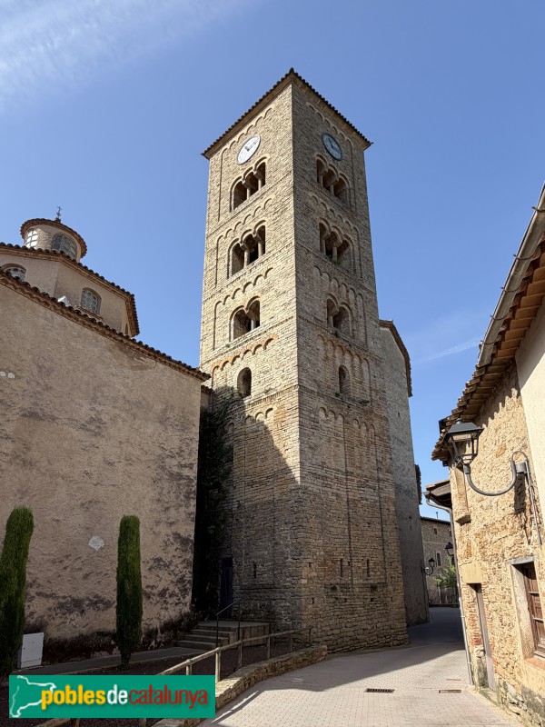 Taradell - Església de Sant Genís. Campanar romànic