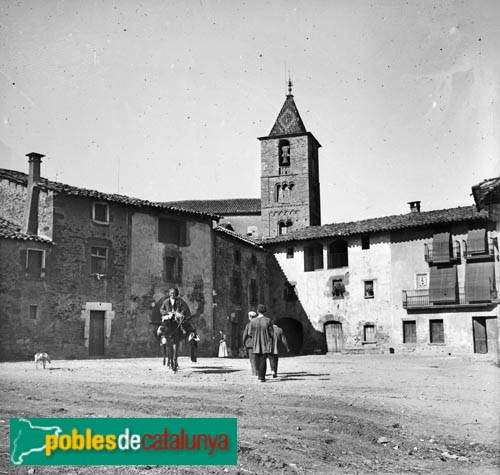Taradell - La Plaça