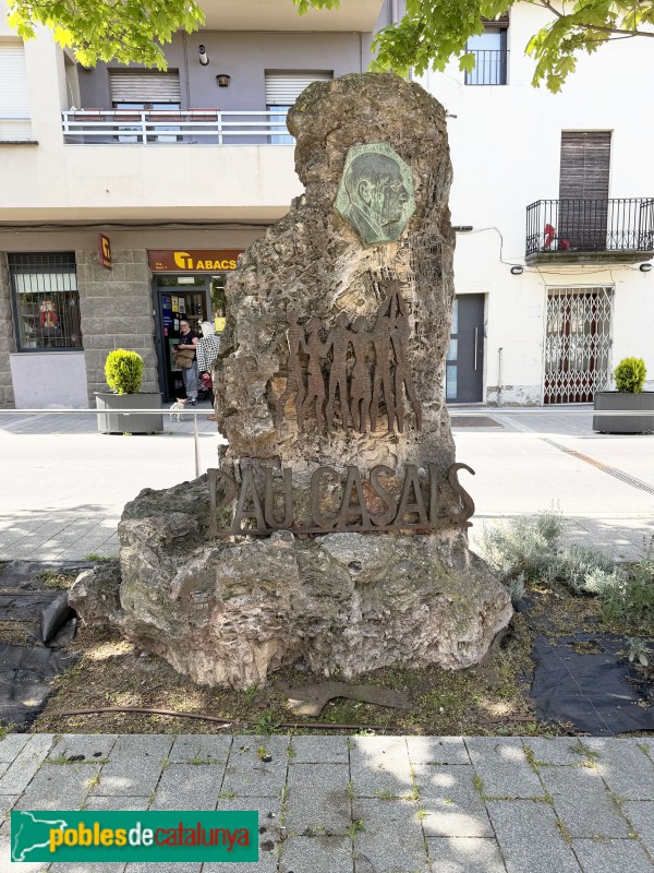 Taradell - Monument a Pau Casals