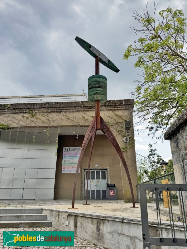 Taradell - Escultura <i>El sereno de Can Costa</i>