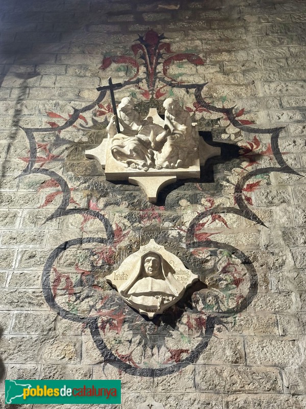 Església de Santa Maria del Pi. Relleu de Santa Joaquima de Vedruna