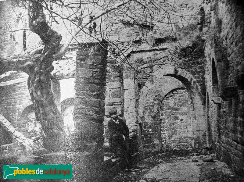 Les Masies de Roda - Monestir de Sant Pere de Casserres. Claustre