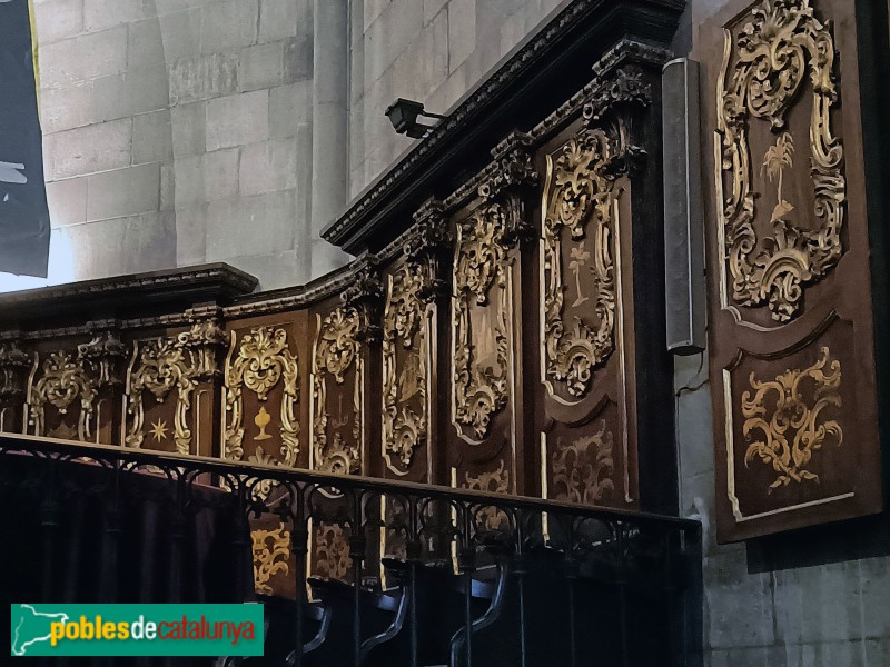 Barcelona - Església de Santa Maria del Pi. Cadirat del cor