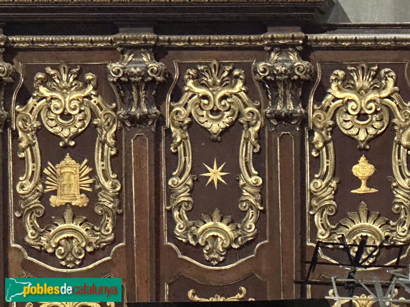 Barcelona - Església de Santa Maria del Pi. Cadirat del cor