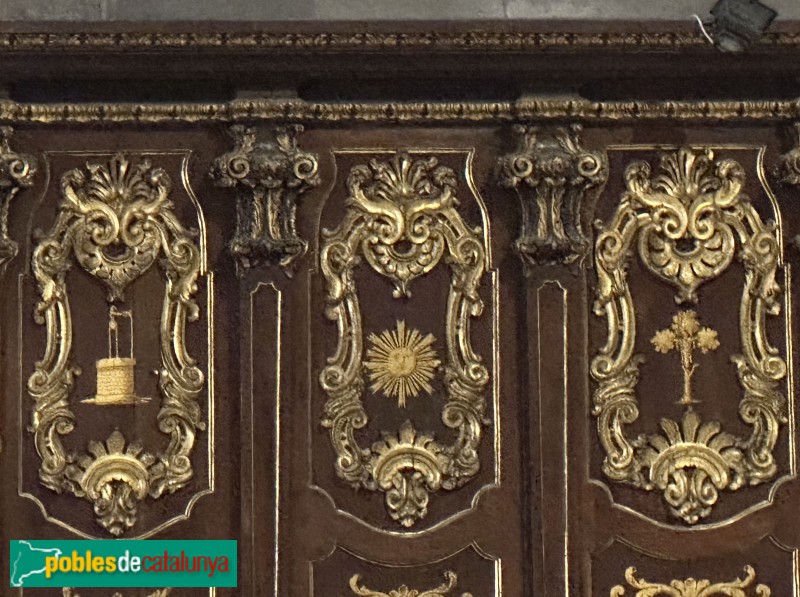 Barcelona - Església de Santa Maria del Pi. Cadirat del cor
