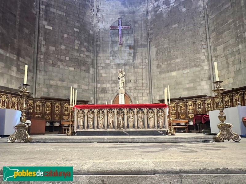 Barcelona - Església de Santa Maria del Pi. Cadirat del cor