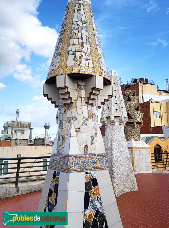 Barcelona - Palau Güell. Xemeneia