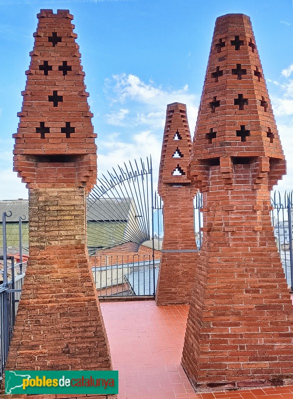 Barcelona - Palau Güell. Xemeneies