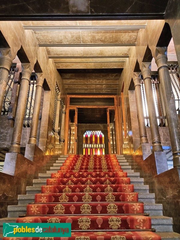 Barcelona - Palau Güell. Interior