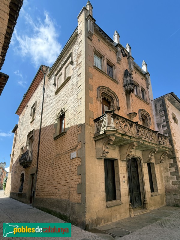 Sant Julià de Vilatorta - Can Valls