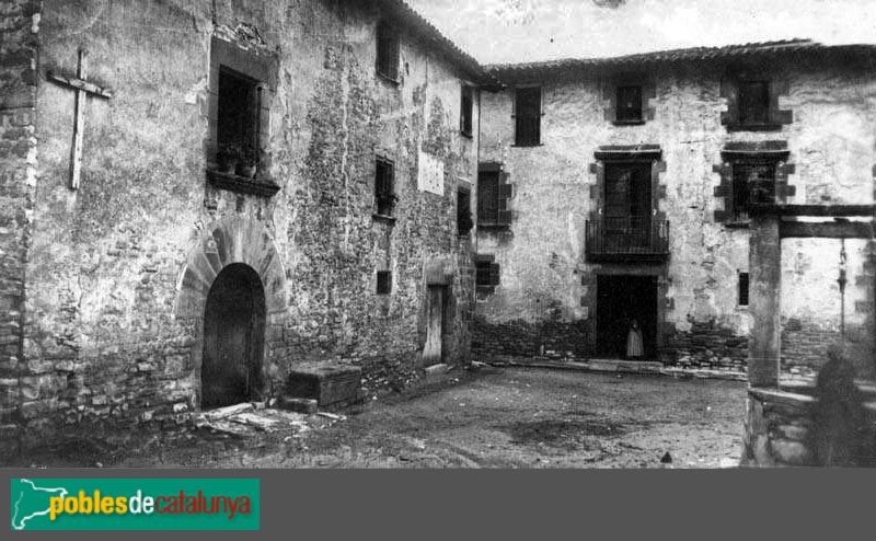 Sant Julià de Vilatorta - Can Marçal, a mà esquerra