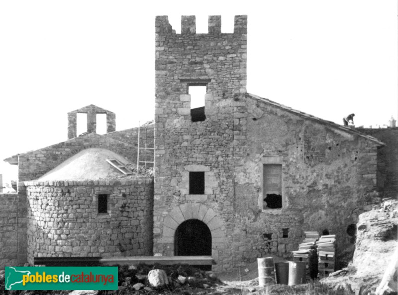 Sant Julià de Vilatorta - Castell i església de Sant Llorenç del Munt