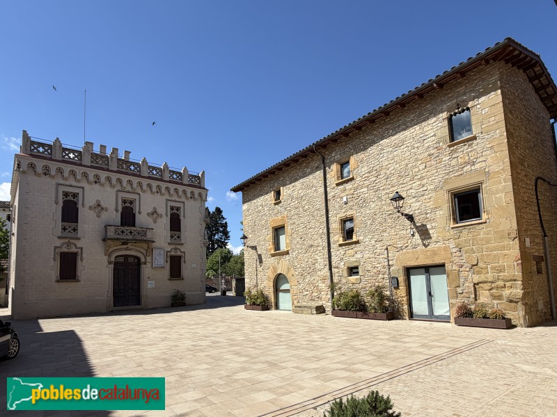 Sant Julià de Vilatorta - Plaça Major