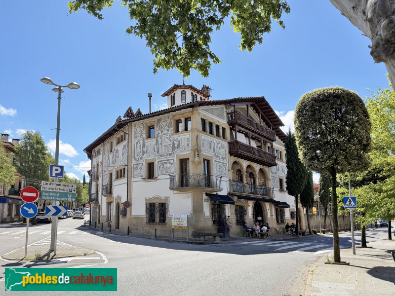 Sant Julià de Vilatorta - Casa Núria