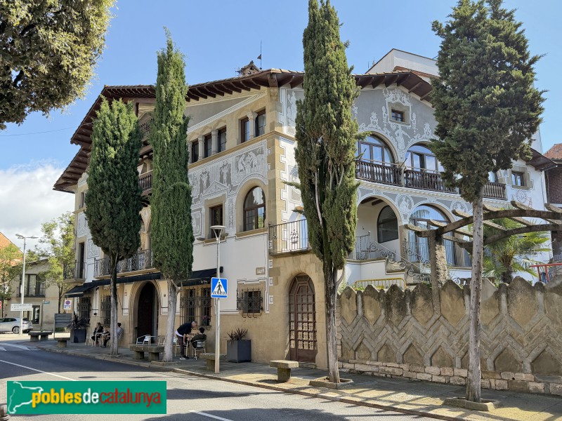 Sant Julià de Vilatorta - Casa Núria
