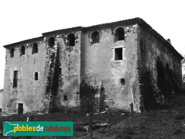 Sant Gregori - Castell de Taialà (Foto: Antoni Pladevall -invarquit.cultura.gencat.cat-, 1988) Sant Gregori - Castell de Taialà