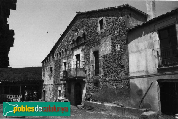 Sant Gregori - Can Cademont (Foto: Ramon Maria Castells i Llavanera -invarquit.cultura.gencat.cat-, 1926) Sant Gregori - Can Cademont