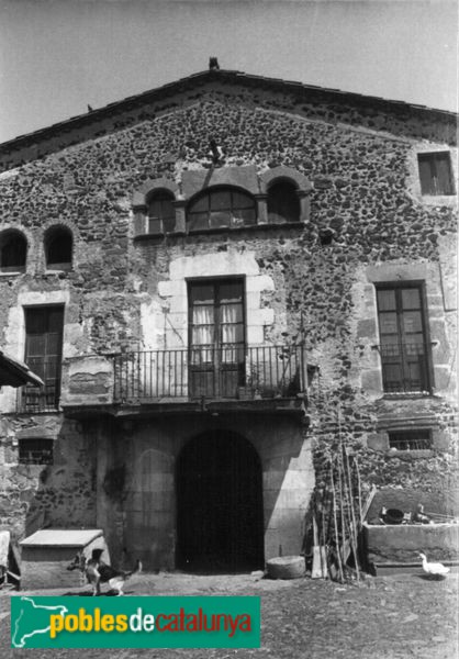 Sant Gregori - Can Cademont (Foto: Ramon Maria Castells i Llavanera -invarquit.cultura.gencat.cat-, 1926) Sant Gregori - Can Cademont