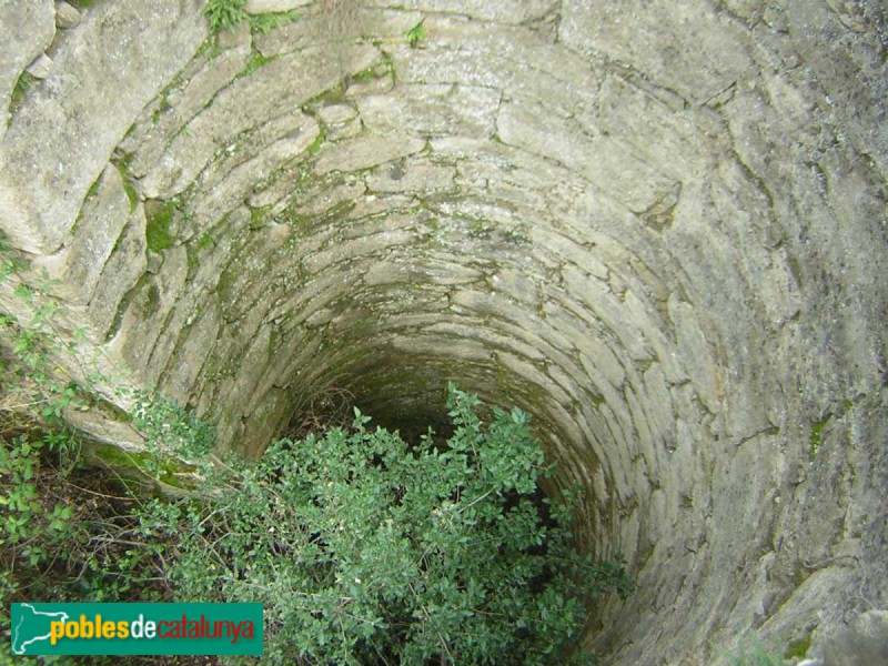Canet d'Adri - Molí de Can Ramió (Foto: <i>Cos d'Agents Rurals -invarquit.cultura.gencat.cat-</i>, 2013) Canet d'Adri - Molí de Can Ramió