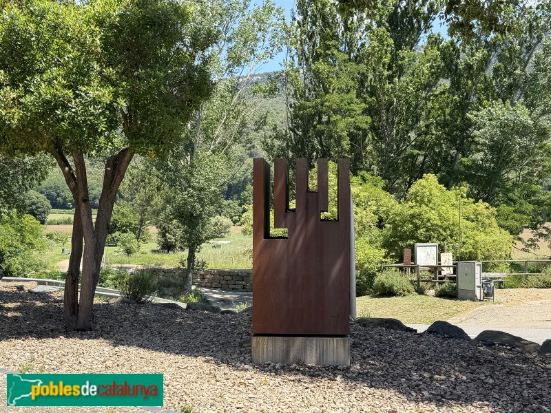 Sant Martí de Llémena - Escultura <i>La Forca</i>