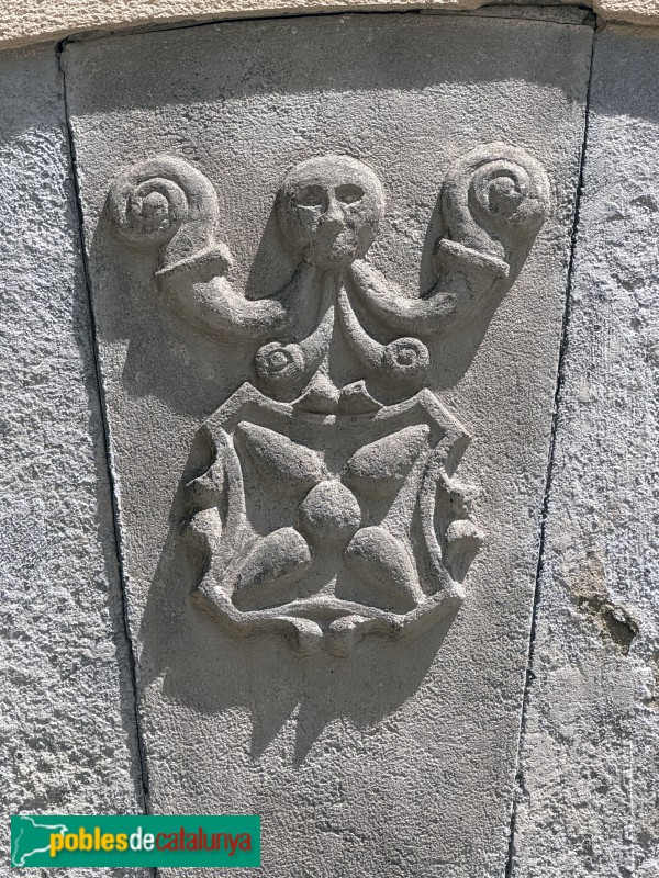Manlleu - Plaça del Grau, 4