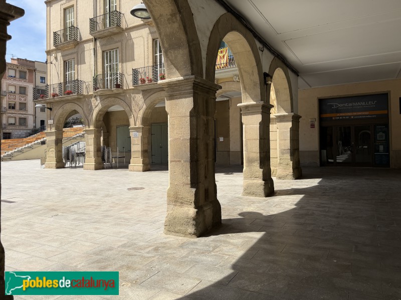 Manlleu - Plaça de Fra Bernadí