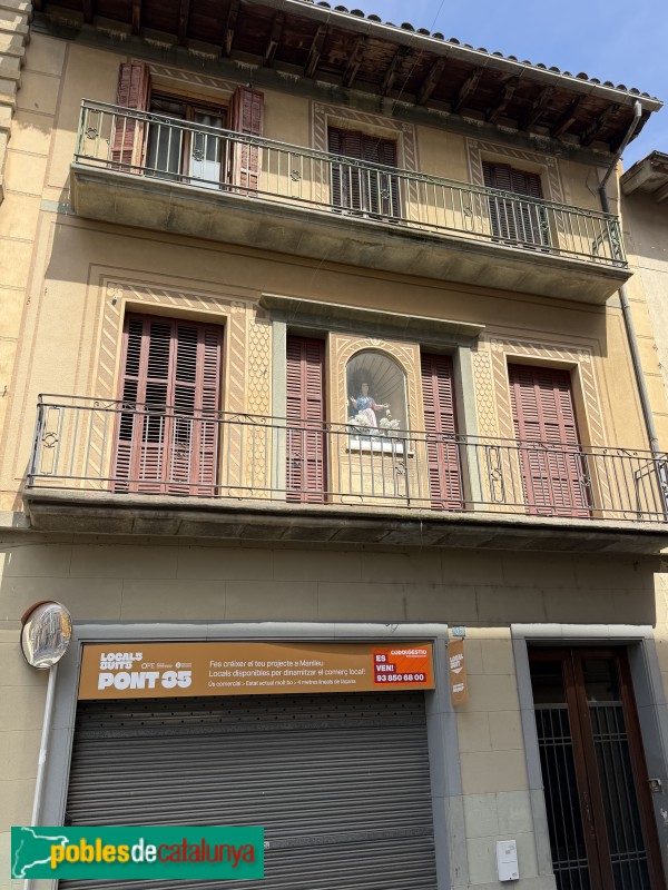 Carrer del Pont, 35 (Foto: Albert Esteves, 2026) Carrer del Pont, 35